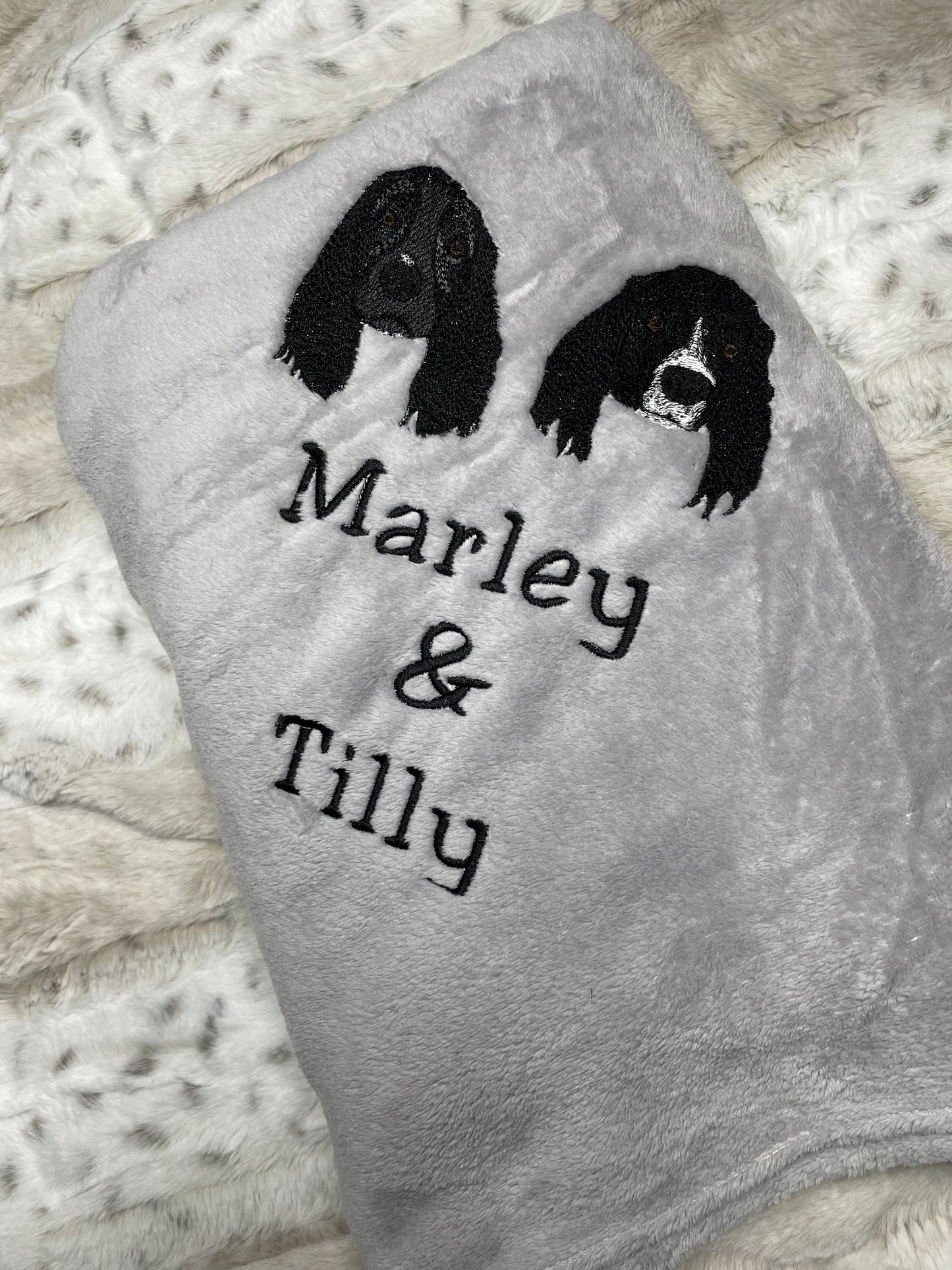 Pet Portrait and name x2 Medium Blanket