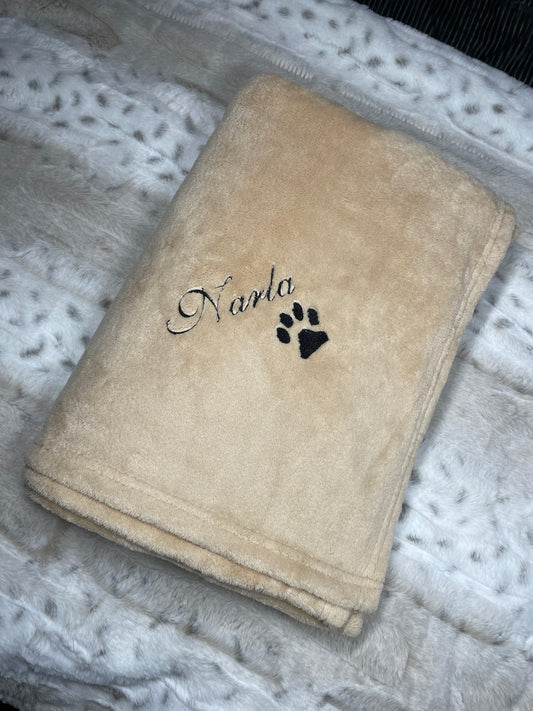 Pet name with paw print large blanket.